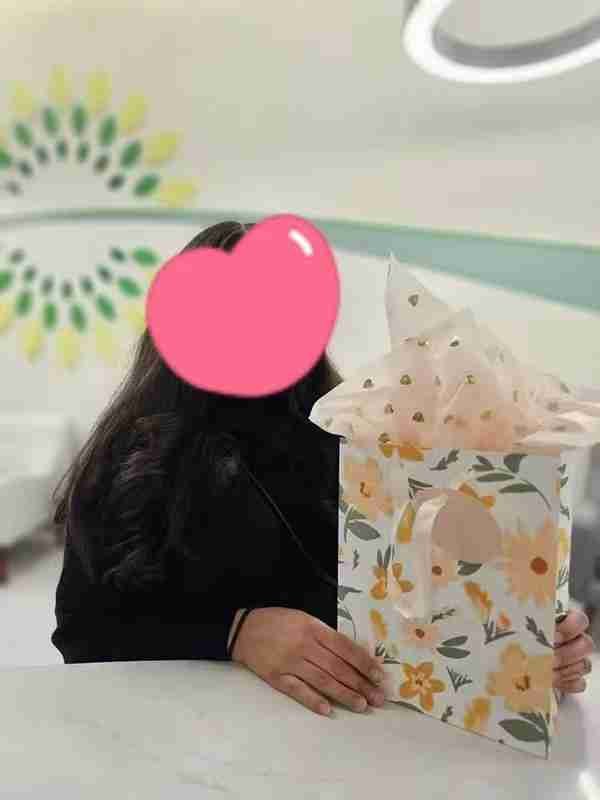 美国代孕妈妈资料6